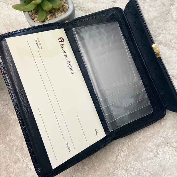 •Etienne Aigner• croc embossed continental wallet - Picture 8 of 8